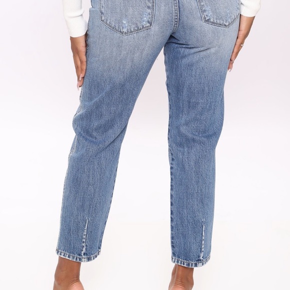 Paint Splatter Mom Jeans 🎨 - Picture 3 of 10